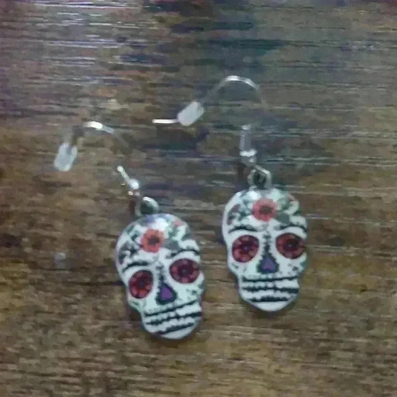 Sugar Skull earrings - Picture 2 of 2